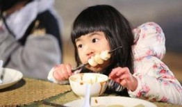 娱乐吃瓜酱的画面图片高清