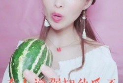 娱乐吃瓜酱被客人催