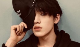 娱乐圈吃瓜宋亚轩微博号,吃瓜群众纷纷围观